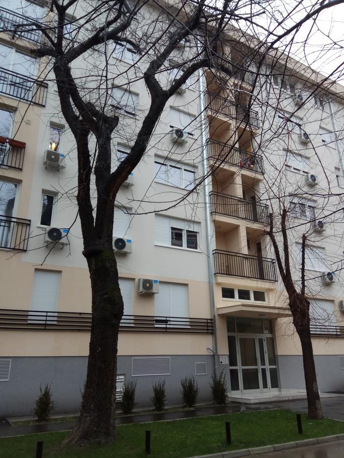 Apartman Ana Subotica Buitenkant foto